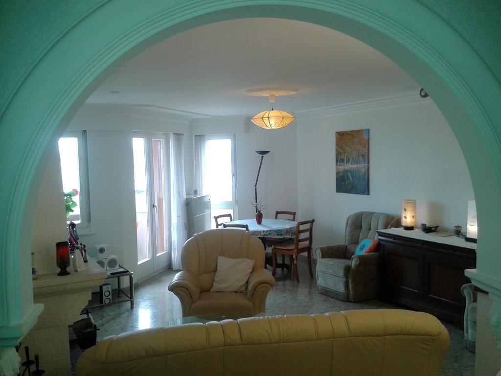 Le Lacustre 4Th Floor Port-Valais Номер фото