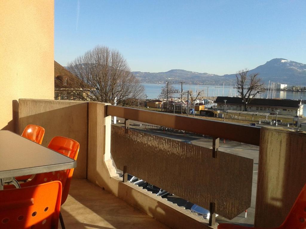 Le Lacustre 4Th Floor Port-Valais Экстерьер фото